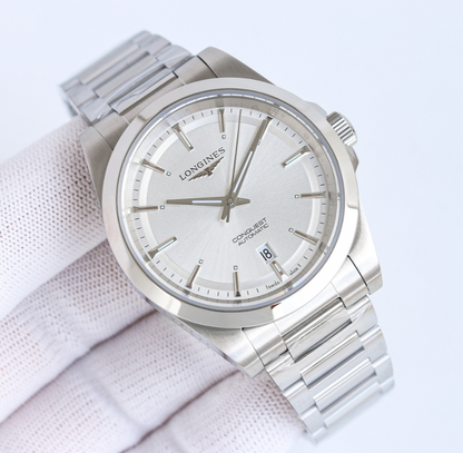 Longines Conquest 41mm – silver angle