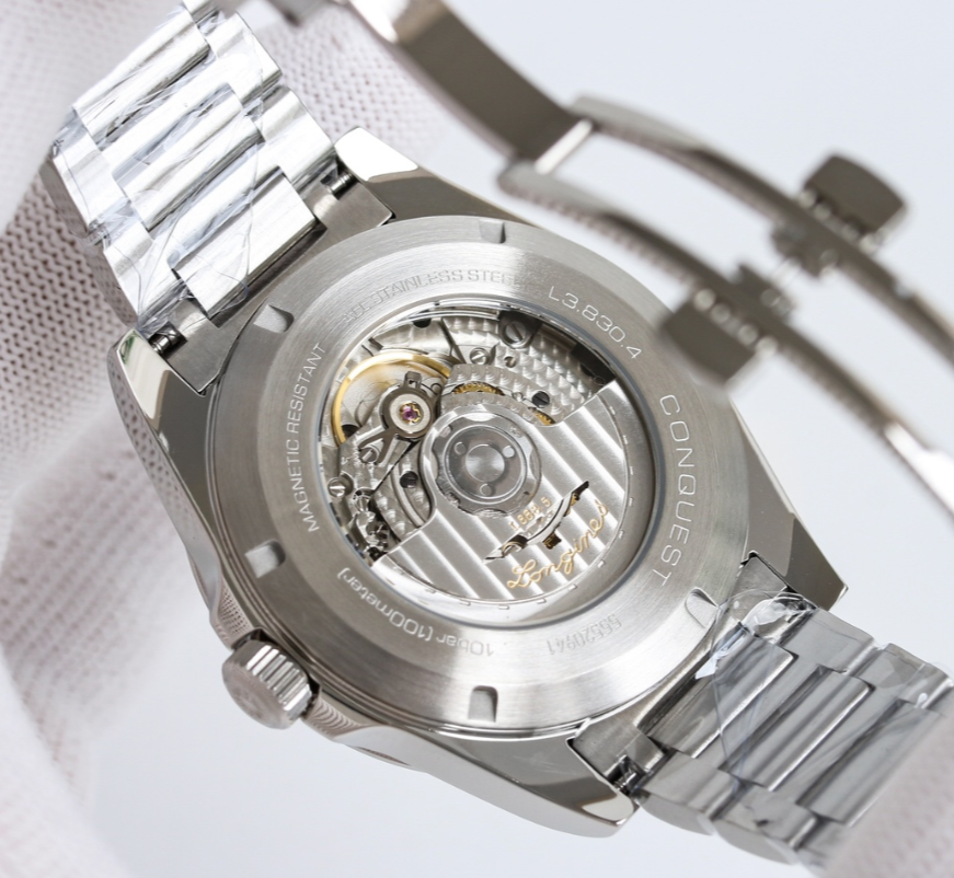 Longines Conquest blue dial 41mm L3.830.4.92.6 – caseback