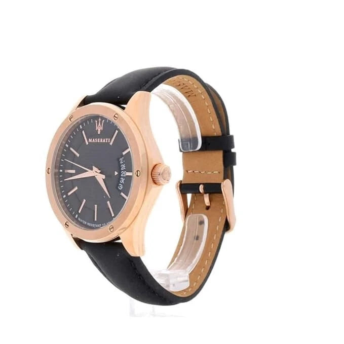 Maserati Circuito Men's Analog Quartz Watch R8851127001 Black Dial Leather 42mm